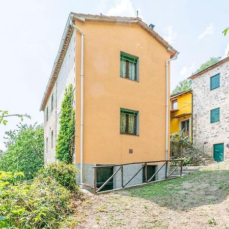 Stunning Home In Longoio With Kitchen Monti di Villa Exterior photo